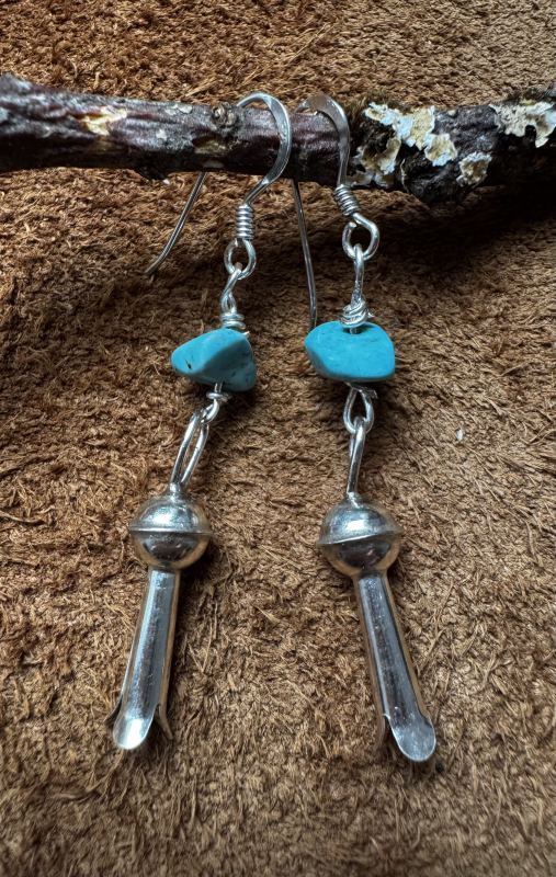 Navajo Squash Blossom Ohrringe