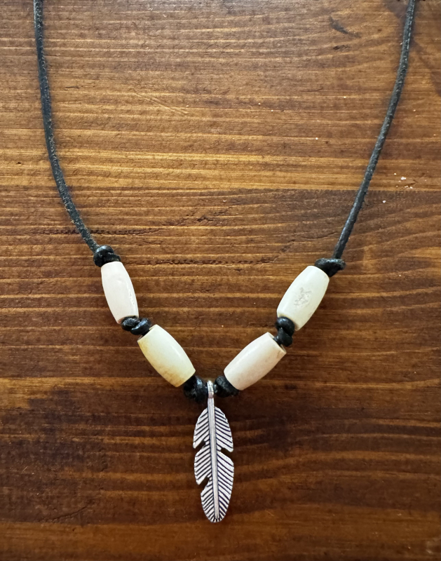 Indianerschmuck Lederkette Feder