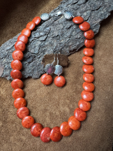 Korallencollier Sonnensymbol